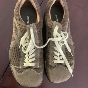 Men’s Earth Shoes Sz 11.5